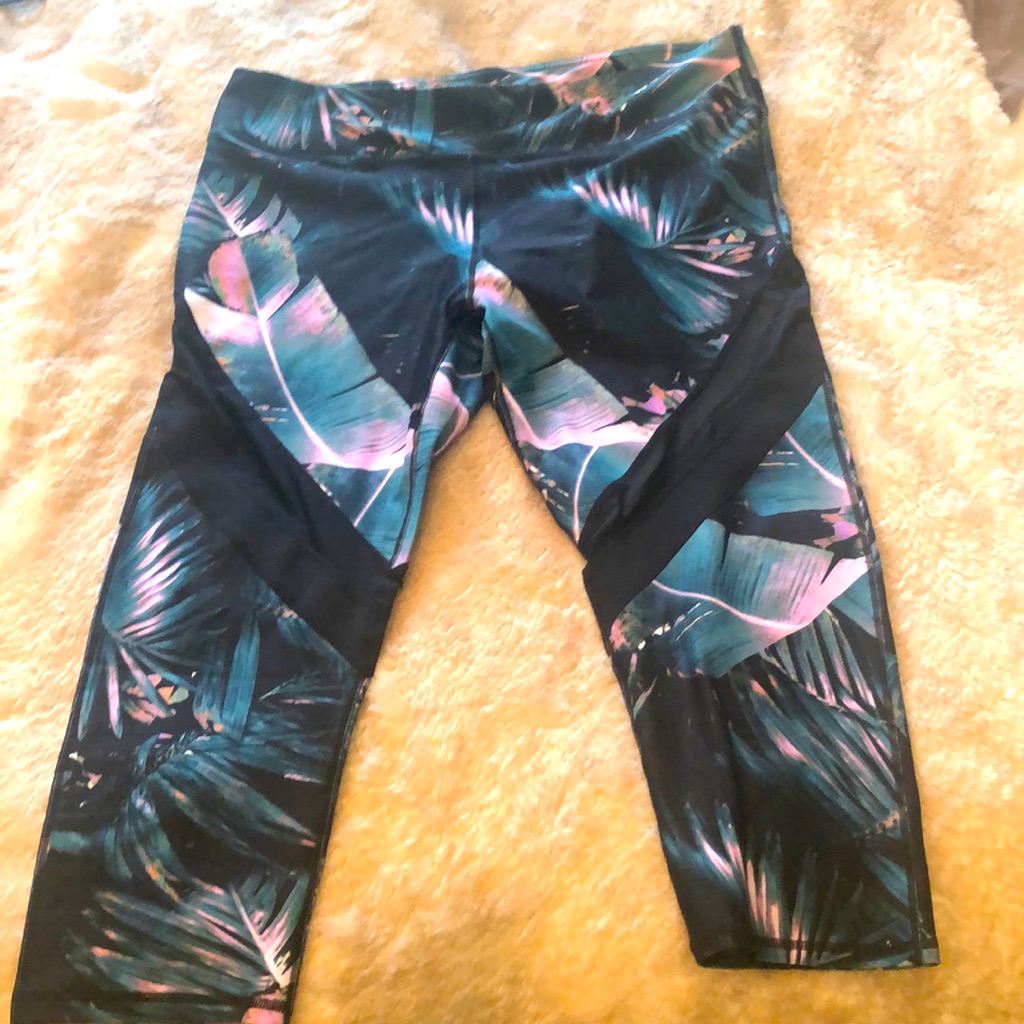 Fabletics Chop Legging